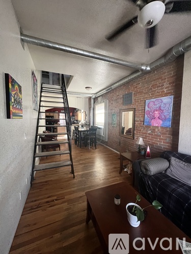 3826 Franklin Street 3 Beds Single Family Home for Rent - Photo gallery 3