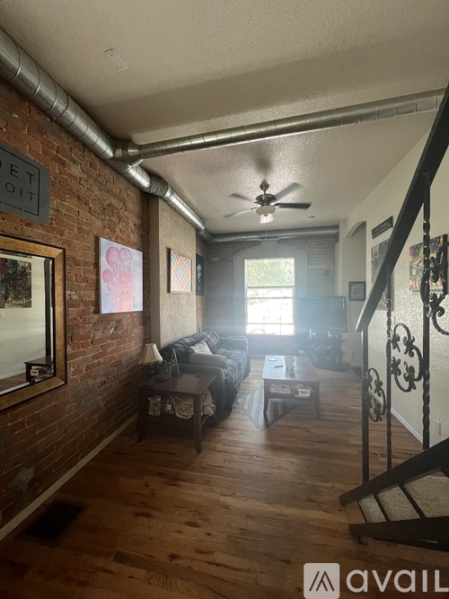 3826 Franklin Street 3 Beds Single Family Home for Rent - Photo gallery 4