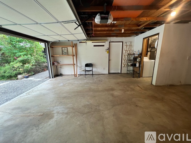 6225 129th Place Southeast 3 Beds Single Family Home for Rent - Photo gallery 2