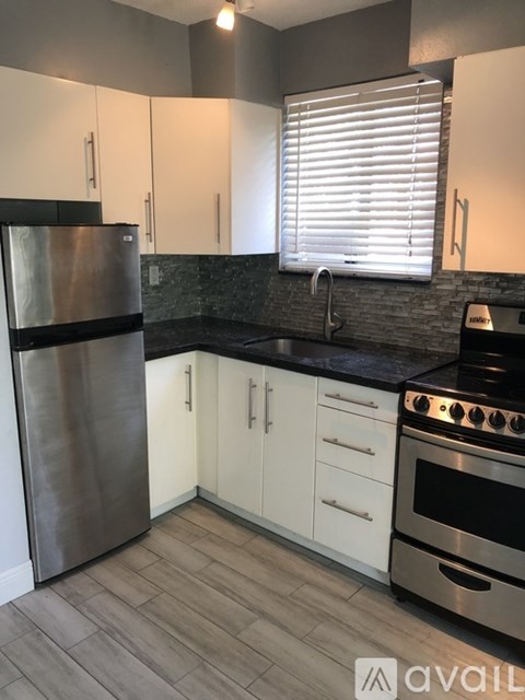 1524 Southeast 2Nd Street 1 Apartment for Rent