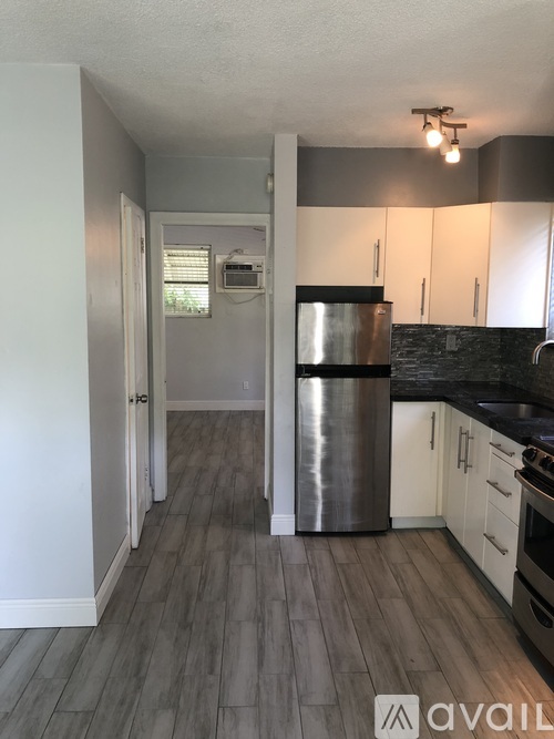 1524 Southeast 2nd Street 1 Apartment for Rent - Photo gallery 4