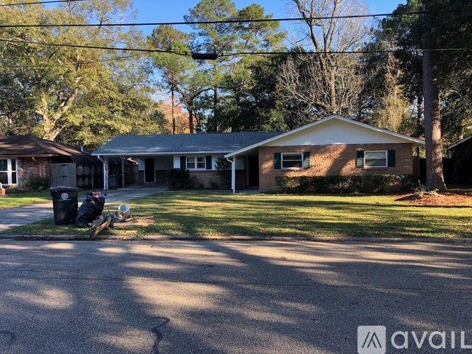 404 Maxine Drive 3 Beds Single Family Home for Rent - Photo gallery 1