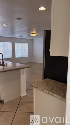 5216 North El Prado Heights Street 4 Beds Single Family Home for Rent - Photo gallery 4