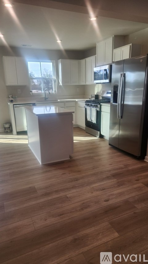 10 Limestone Boulevard 3 Beds Apartment for Rent