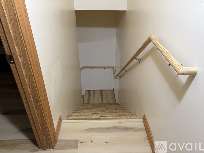 712 West Superior Street 2 Beds Single Family Home for Rent - Photo gallery 2