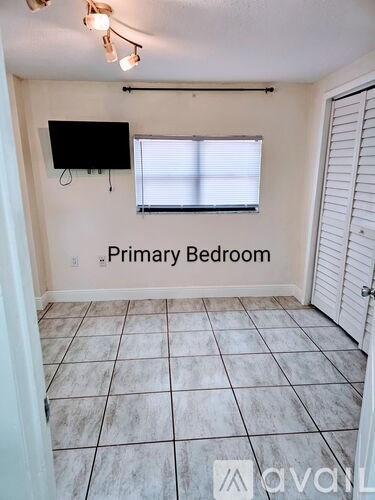 467 Sunset Drive 2 Beds Apartment for Rent