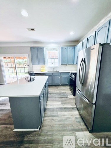 130 Sawhorse Drive 5 Beds Apartment for Rent