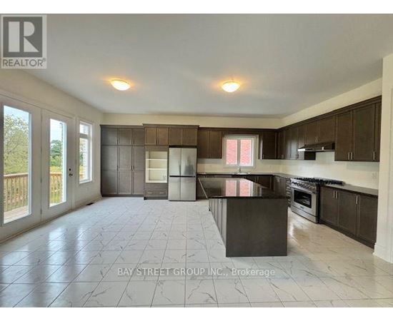 18 ART LEECH DRIVE 5 Beds House for Rent - Photo gallery 1