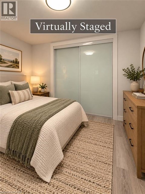 129 PARKDALE Avenue S Unit# B 3 Beds Apartment for Rent