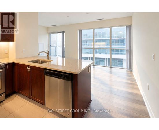 #407 - 39 ANNIE CRAIG DRIVE 1 Apartment, Condo, Home for Rent - Photo gallery 4