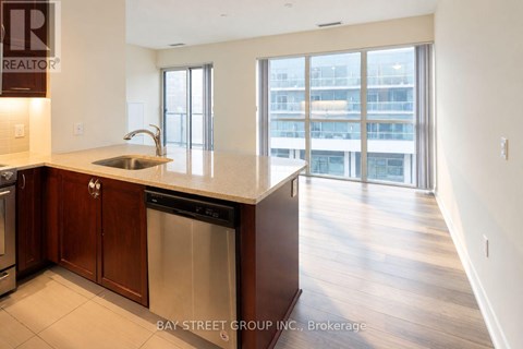 #407 - 39 ANNIE CRAIG DRIVE 1 Apartment for Rent