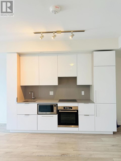 4606 - 28 FREELAND STREET 1 Apartment for Rent