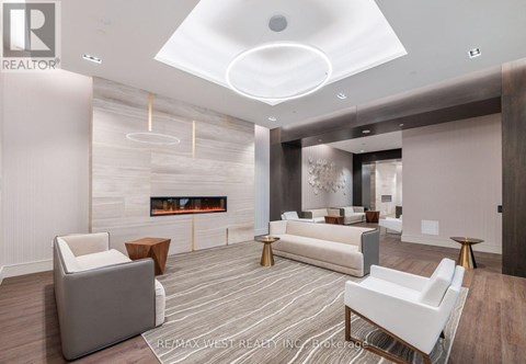 1019 - 9000 JANE STREET 1 Apartment for Rent