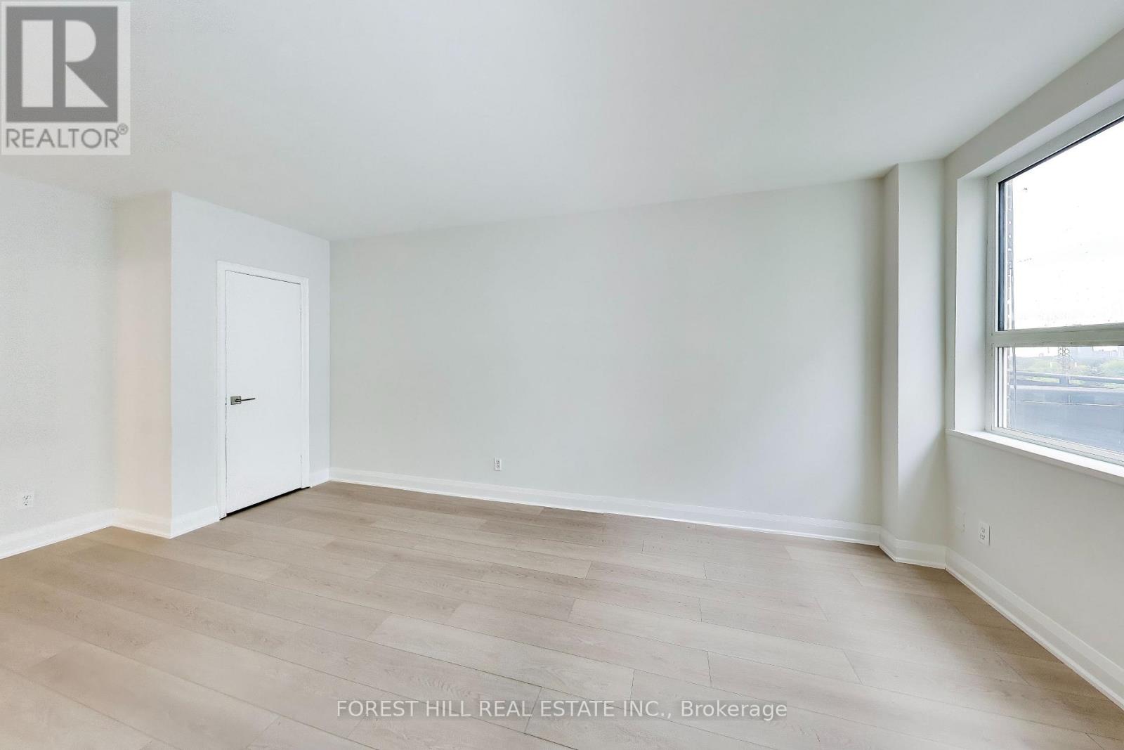studio apartment - 807 - 291 AVENUE ROAD 807, Toronto (Yonge-St. Clair) 4
