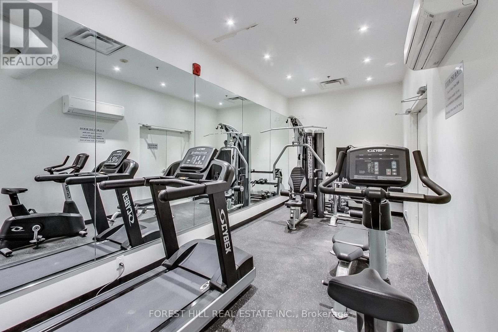 studio apartment - 807 - 291 AVENUE ROAD 807, Toronto (Yonge-St. Clair) 2