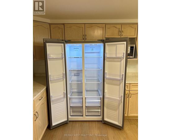 23 SELLMAR ROAD 1 House for Rent - Photo gallery 3