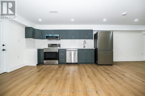 BSMNT - 16 MANTELL CRESCENT 2 Beds Apartment for Rent