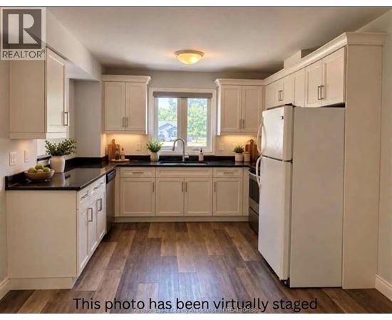 204 BEECHWOOD DRIVE Unit# 4 2 Beds House for Rent - Photo gallery 3