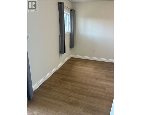 27 MAHONY Avenue 3 Beds House for Rent - Photo gallery 3
