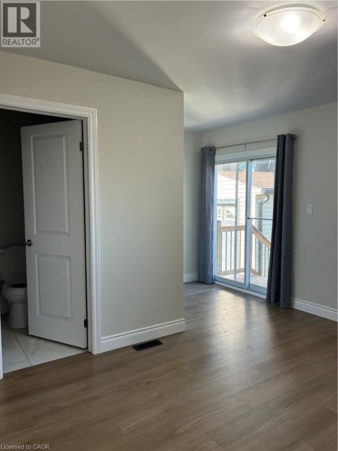 27 MAHONY Avenue 3 Beds Apartment for Rent