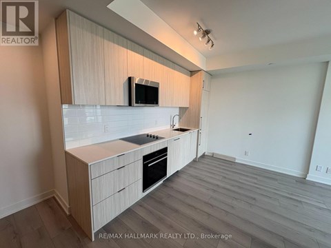 601 - 20 DEANS DRIVE 2 Beds Apartment for Rent
