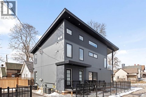 687 ASSUMPTION STREET 3 Beds Apartment for Rent