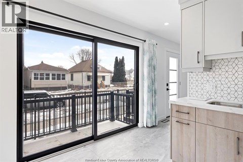 687 ASSUMPTION STREET 3 Beds Apartment for Rent