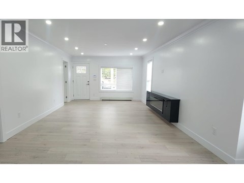 658 E 65TH AVENUE 4 Beds Apartment for Rent