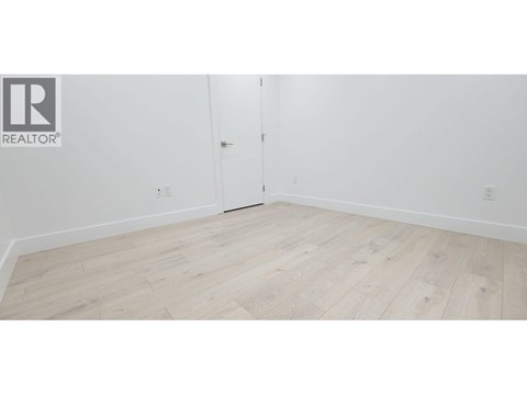 658 E 65TH AVENUE 4 Beds Apartment for Rent