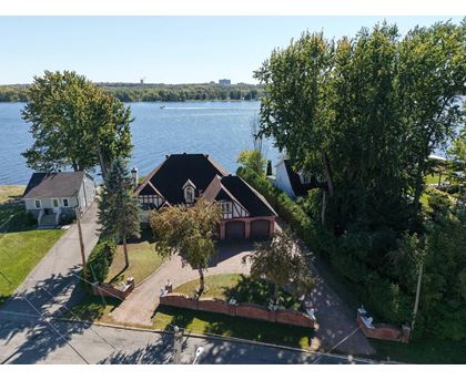 792 Boul. Hurtubise 4 Beds House for Rent - Photo gallery 4