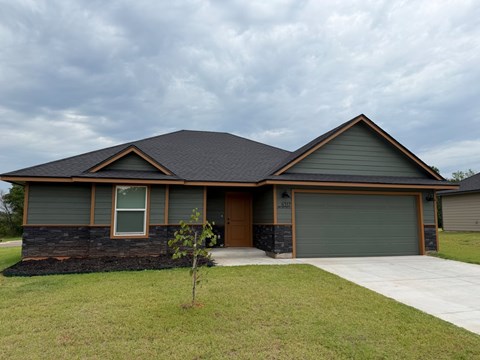 4517 Lincoln Landing 3 Beds Apartment for Rent