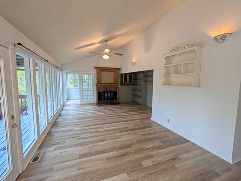 218 S Fairview Street 3 Beds Apartment for Rent