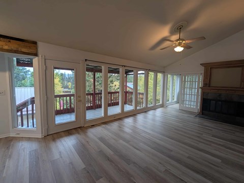 218 S Fairview Street 3 Beds Apartment for Rent