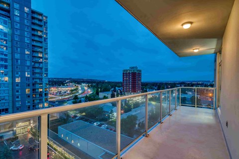 #906, 99 Spruce Place SW 2 Beds Apartment for Rent
