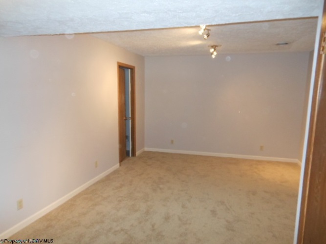 1421 Northwest Dr 3 Beds Single Family Home for Rent - Photo gallery 2