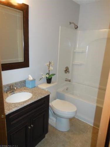 1421 Northwest Dr 3 Beds Apartment for Rent