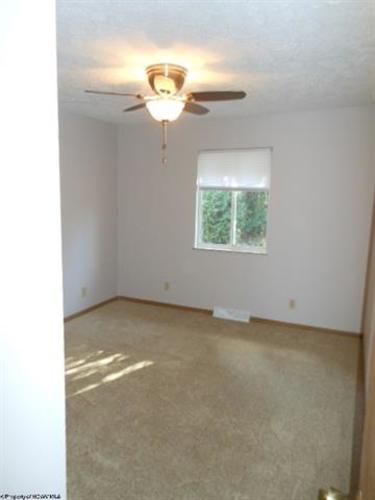 1421 Northwest Dr 3 Beds Single Family Home for Rent - Photo gallery 5