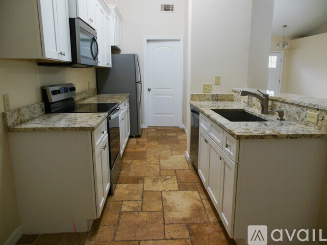 2136 E Parkton Dr 3 Beds Single Family Home for Rent - Photo gallery 4
