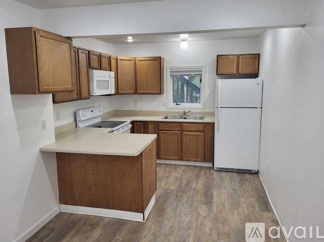 4852 Glasgow Drive 2 Beds Apartment for Rent - Photo gallery 1