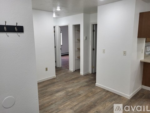 4852 Glasgow Drive 2 Beds Apartment for Rent