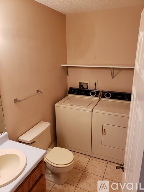 151 Candlebrook Drive 2 Beds Apartment for Rent