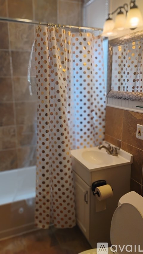 276 Oriental Place 1 Apartment for Rent