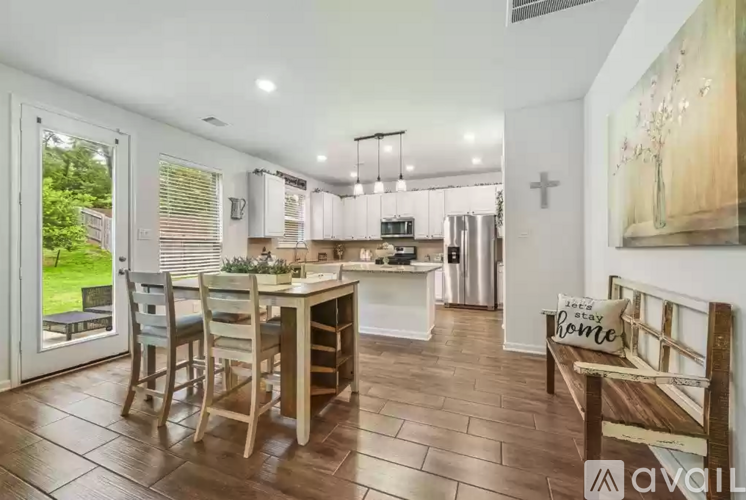 2107 Parnevik Pl 3 Beds Single Family Home for Rent - Photo gallery 4