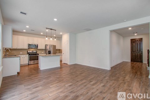 2107 Parnevik Pl 3 Beds Apartment for Rent