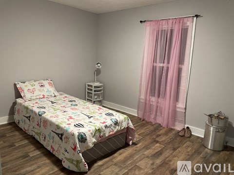 4 Steens Rd 4 Beds Apartment for Rent