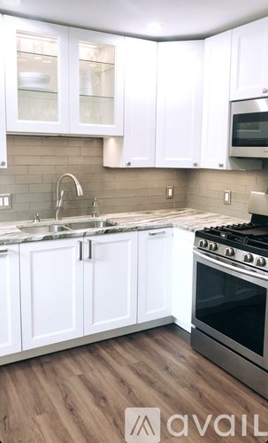 506 Zennia Street 3 Beds Apartment for Rent