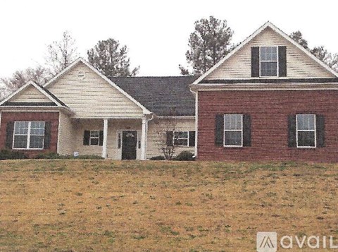 244 Stoneridge Dr 3 Beds Apartment for Rent