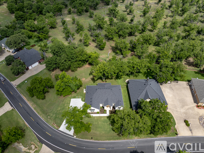 10301 Ravenswood Rd 4 Beds Single Family Home for Rent - Photo gallery 2
