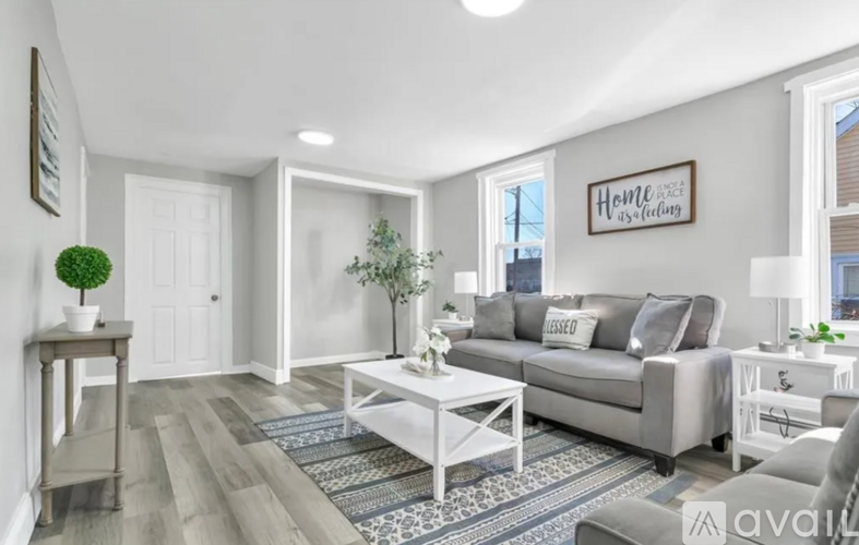43 Jenkins St 1 Single Family Home for Rent - Photo gallery 5