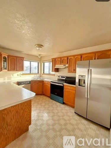 1915 E Alturas Cir 4 Beds Apartment for Rent